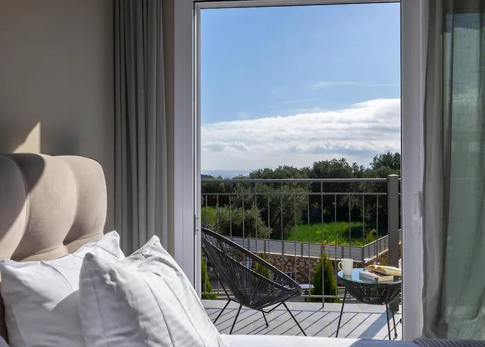 ヴィラ Taras Karavádhos